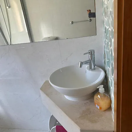 Baia Da Beach 1 Bedroom Apartment